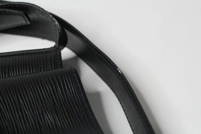 Louis Vuitton Sac d'Epaule Bucket Bag PM Black Leather