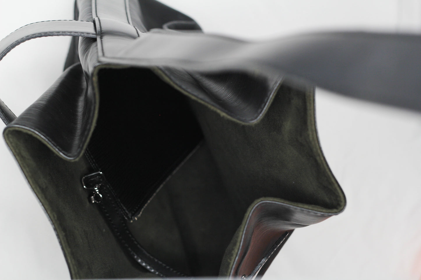 Louis Vuitton Sac d'Epaule Bucket Bag PM Black Leather