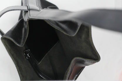 Louis Vuitton Sac d'Epaule Bucket Bag PM Black Leather