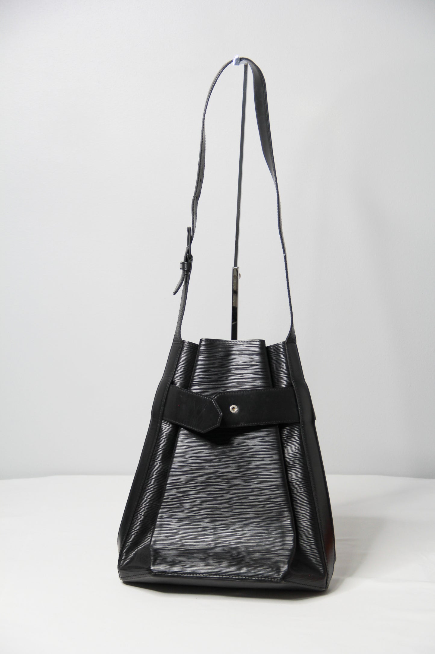 Louis Vuitton Sac d'Epaule Bucket Bag PM Black Leather