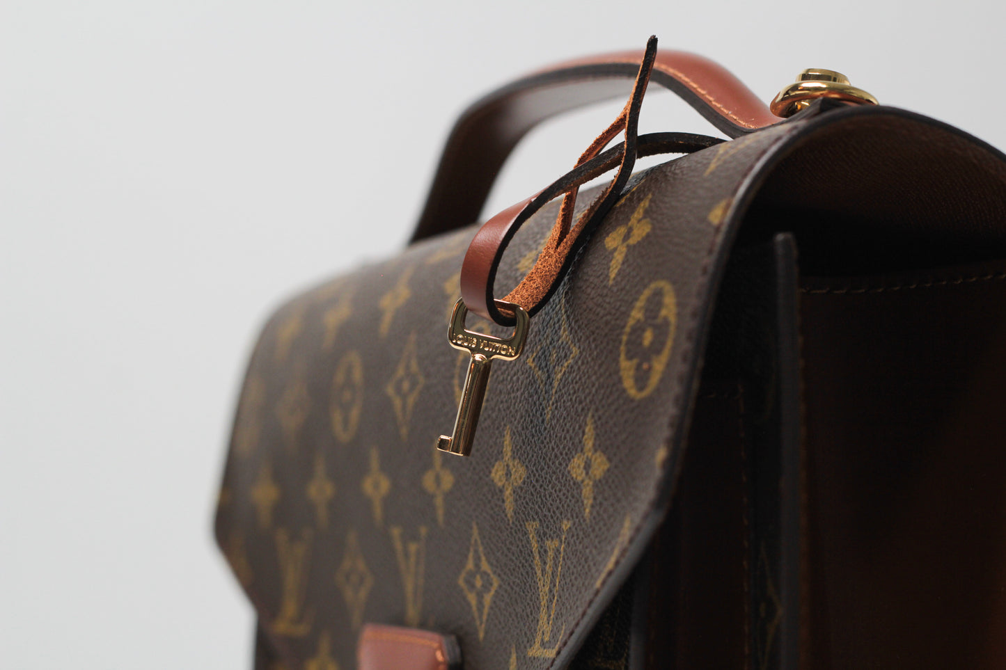 Vintage  Louis Vuitton Monceau Monogram Canvas Hand Bag