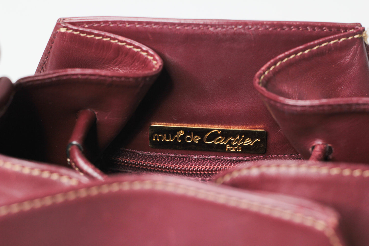 Must de Cartier Drawstring Shoulder Bag Bordeaux Leather