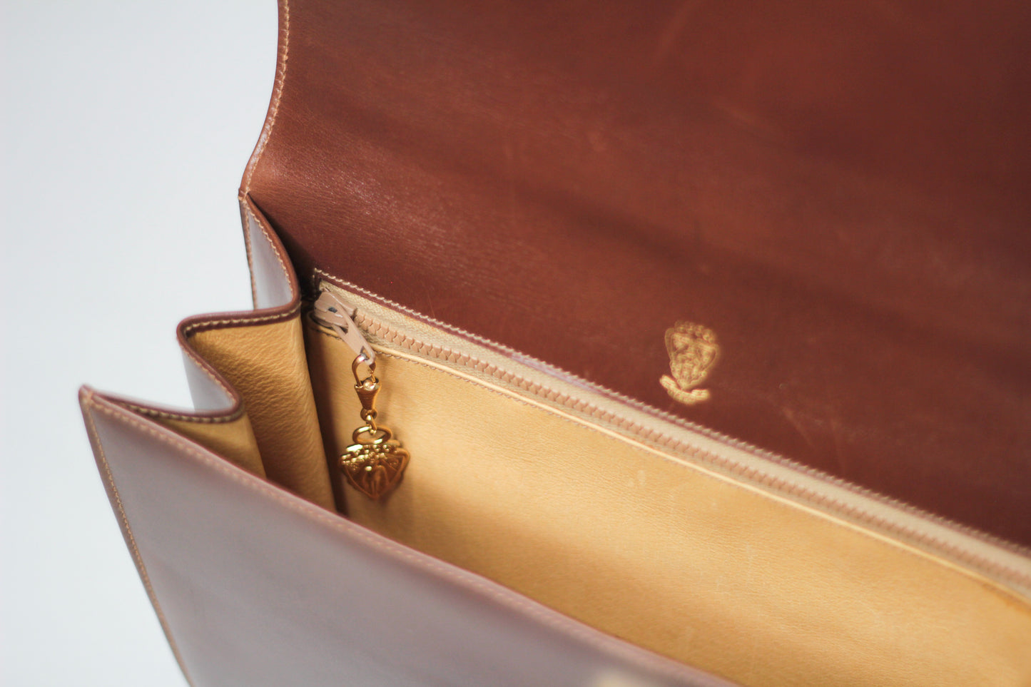 Rare Gucci Handbag Leather Camel