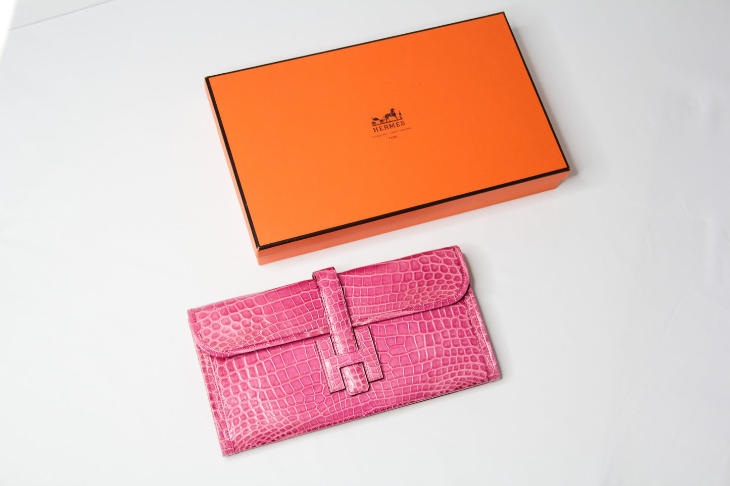 Hermes Shiny Rose Tyrien Nilo Crocodile Jige Elan H Clutch Bag Crocodile Rare