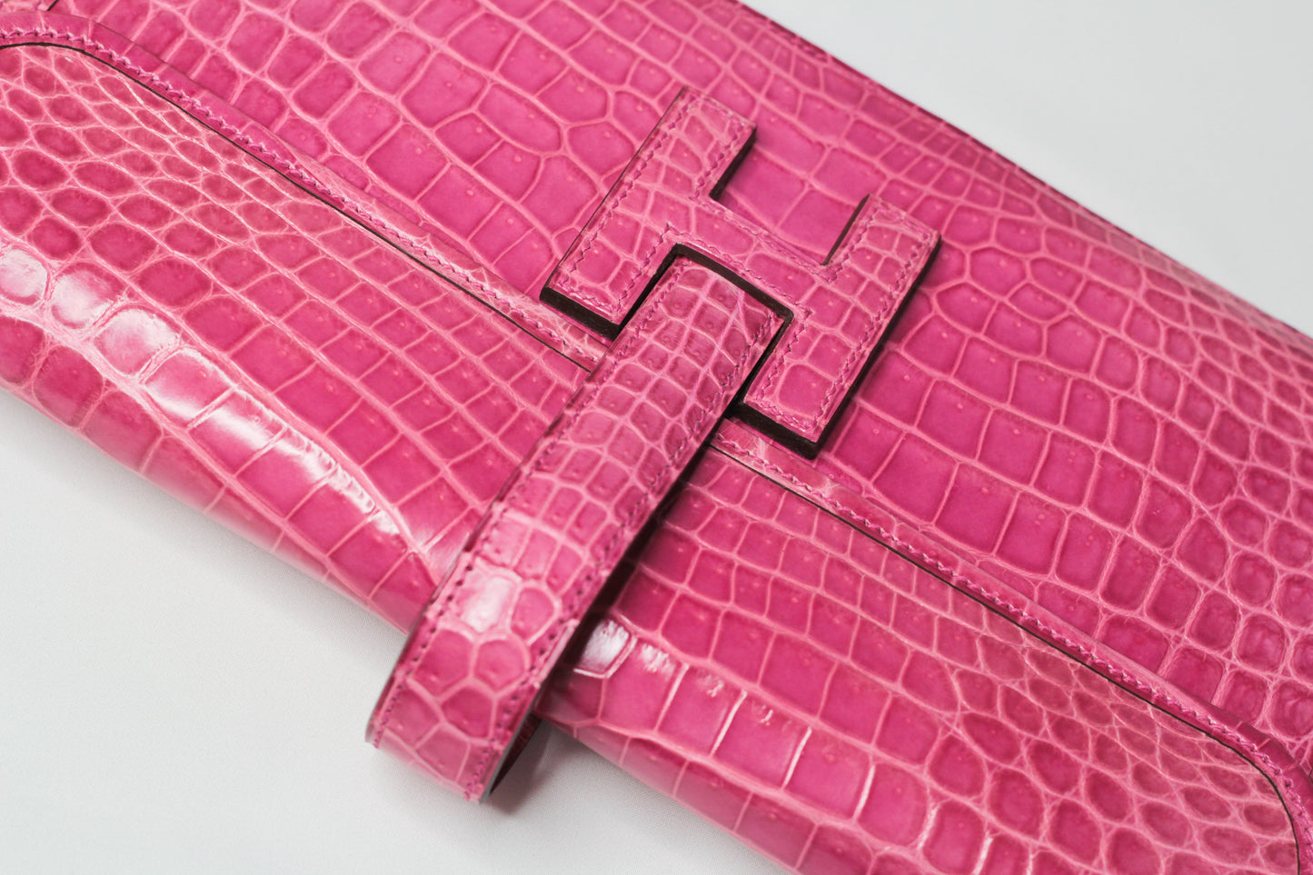 Hermes Shiny Rose Tyrien Nilo Crocodile Jige Elan H Clutch Bag Crocodile Rare